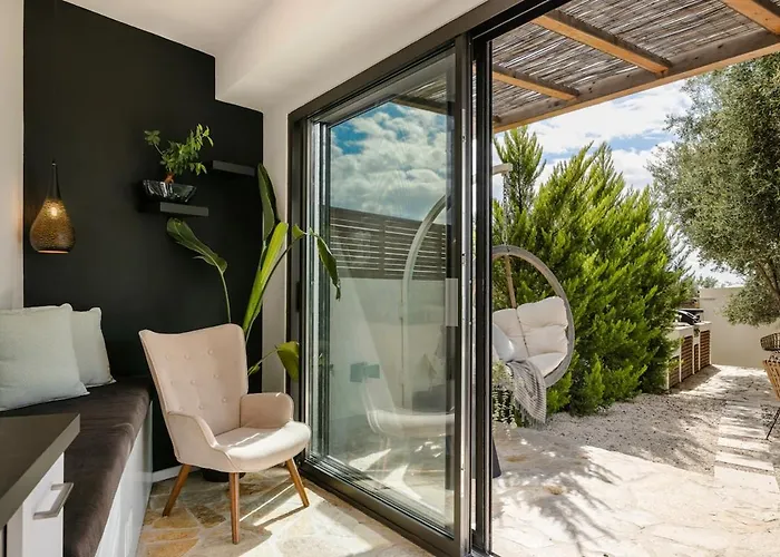 Vinothea Vista Villa